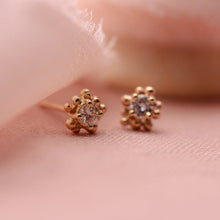 Load image into Gallery viewer, Solitaire Diamond Granulated Studs
