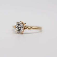 Load image into Gallery viewer, Oval Solitaire Diamond Granulated Ring
